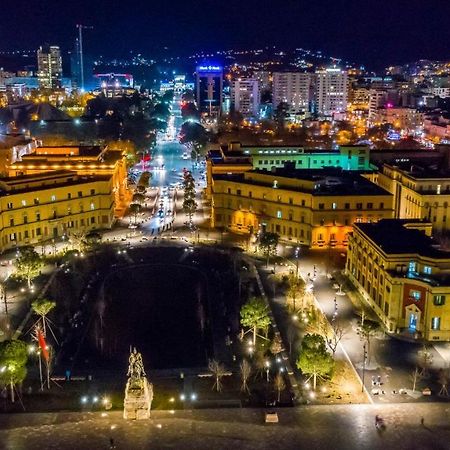 Hotel Rimini Tirana Kültér fotó