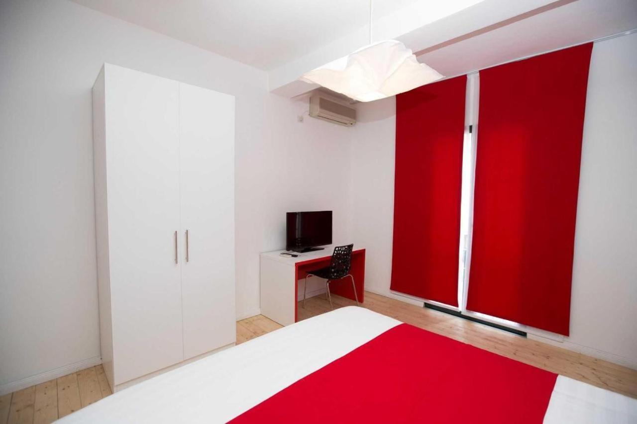 Hotel Rimini Tirana Kültér fotó