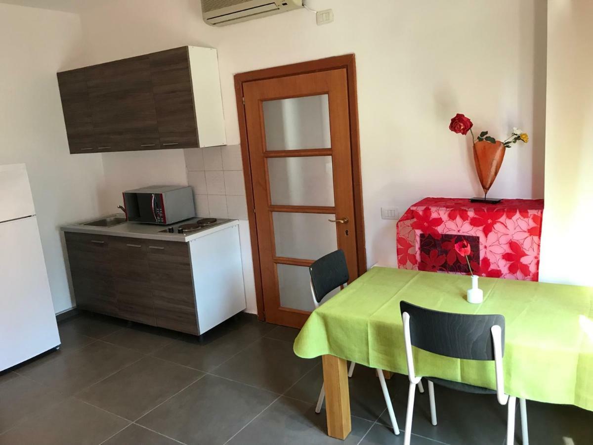 Hotel Rimini Tirana Kültér fotó